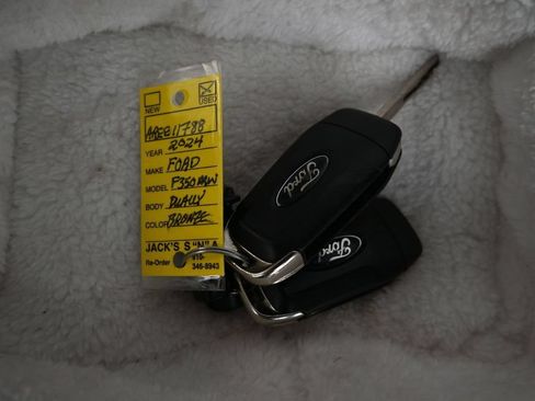 Used 2024 Ford F350 XL AWD/4WD image 29