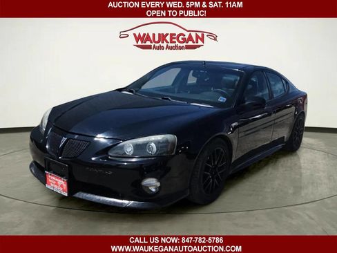 Used 2005 Pontiac Grand Prix GT w/ Leather Trim Package FWD image 1