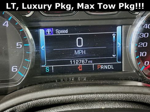 Used 2018 Chevrolet Suburban LT image 13