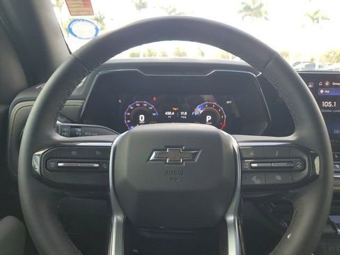 Used 2026 Chevrolet Colorado ZR2 w/ Technology Package image 23