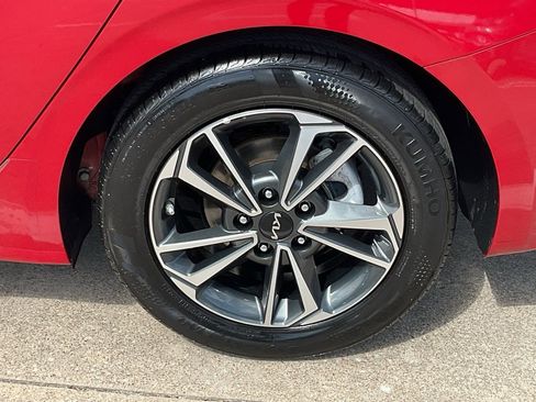 Used 2024 Kia Forte LXS image 8