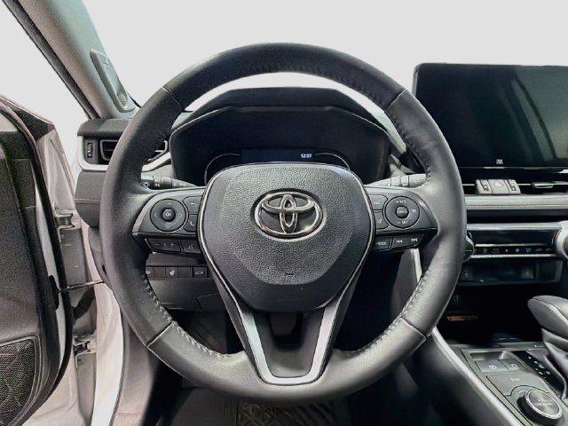 Certified 2023 Toyota RAV4 XLE Premium AWD/4WD image 9