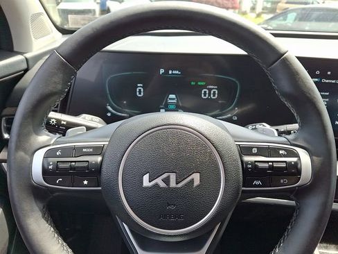Certified 2023 Kia Sportage EX AWD/4WD image 18