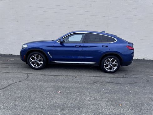 Used 2023 BMW X4 xDrive30i image 2