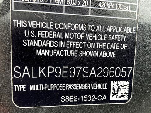 New 2025 Land Rover Range Rover SE image 13