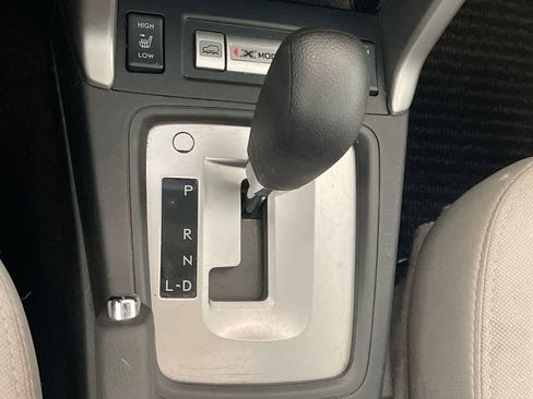 Used 2018 Subaru Forester 2.5i Premium image 19