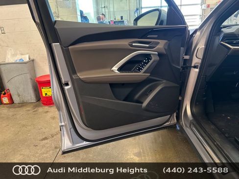 Used 2025 Audi Q5 Premium Plus image 12