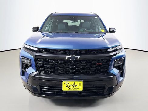 Used 2024 Chevrolet Traverse RS w/ LPO, Floor Liner Package AWD/4WD image 2