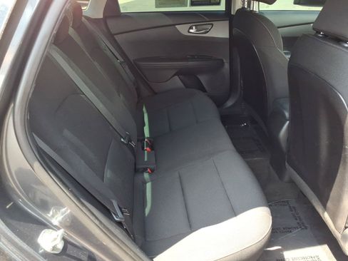 Used 2021 Kia Forte Sedan FWD image 13
