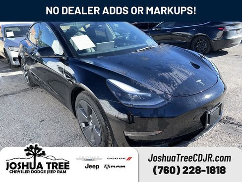 Used 2023 Tesla Model 3 Standard Range image 1