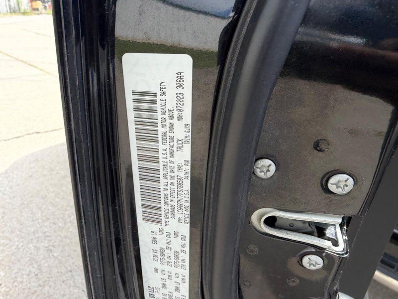 Used 2015 RAM 1500 Laramie w/ Convenience Group AWD/4WD image 20