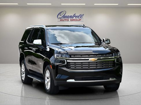 Used 2023 Chevrolet Tahoe Premier w/ Advanced Technology Package AWD/4WD image 2