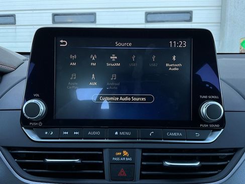 Used 2025 Nissan Altima 2.5 SR image 29