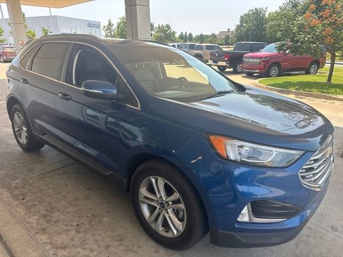 Used 2020 Ford Edge SEL w/ Convenience Package FWD image 1