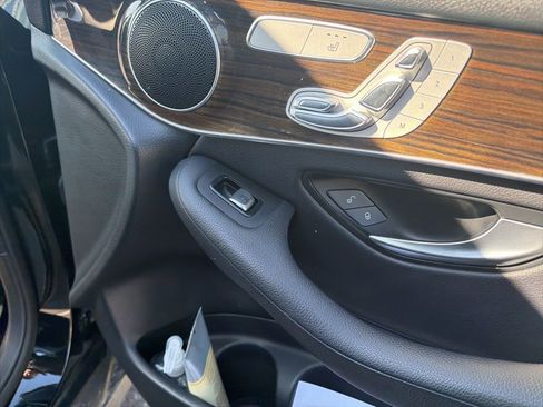 Used 2020 Mercedes-Benz GLC 300 4MATIC image 83