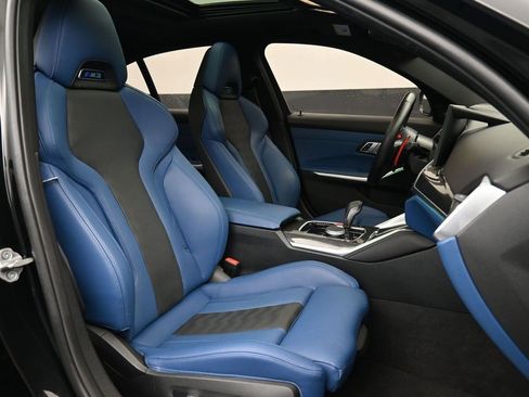 Used 2023 BMW M3 Competition w/ M Carbon Exterior Package image 28