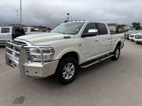 Used 2022 RAM 2500 Laramie image 2