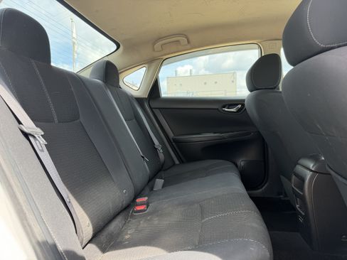 Used 2017 Nissan Sentra S FWD image 15