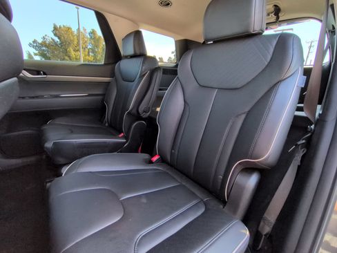 Used 2024 Hyundai Palisade SEL FWD image 14