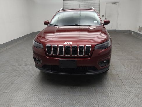 Used 2019 Jeep Cherokee Latitude Plus w/ Cold Weather Group AWD/4WD image 15