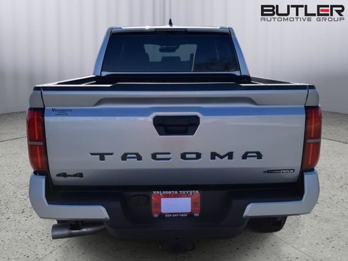 New 2026 Toyota Tacoma TRD Off-Road AWD/4WD image 4