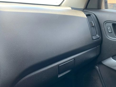 Used 2019 Chevrolet Colorado LT w/ LT Convenience Package RWD image 31