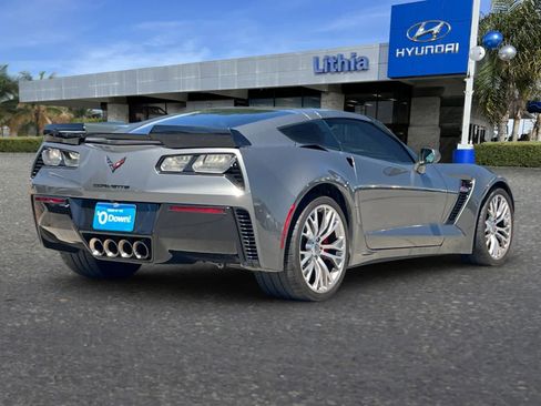 Used 2015 Chevrolet Corvette Z06 w/ 2LZ Preferred Equipment Group RWD image 3
