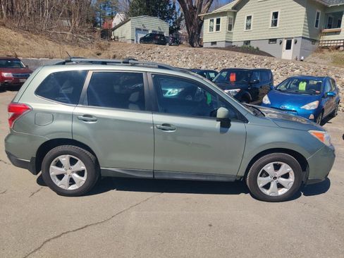 Used 2015 Subaru Forester 2.5i Premium w/ All-Weather Package AWD/4WD image 7
