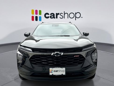 Used 2024 Chevrolet Trax RS w/ Sunroof Package image 8