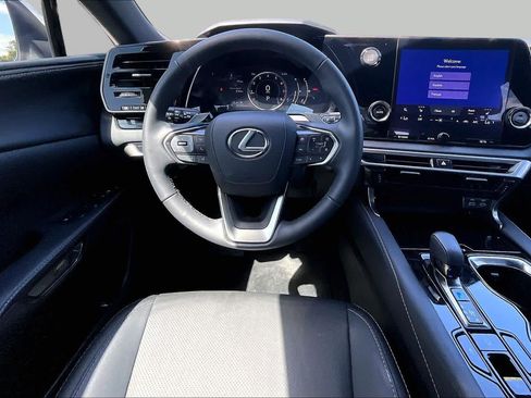 Used 2024 Lexus RX 350 FWD w/ Technology Package image 6