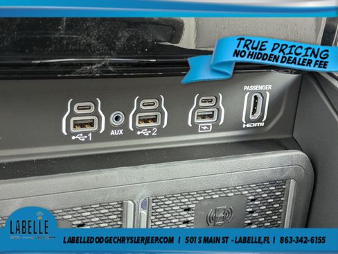 Used 2026 RAM 1500 Laramie w/ Advanced Safety Group II AWD/4WD image 30