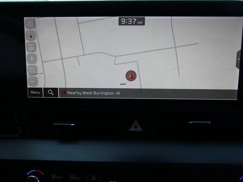 Used 2024 Kia Sportage EX image 11