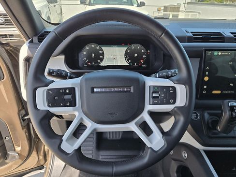 Used 2025 Land Rover Defender 110 S AWD/4WD image 16