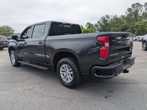 Used 2022 Chevrolet Silverado 1500 RST AWD/4WD image 6