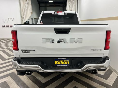 New 2026 RAM 1500 Big Horn AWD/4WD image 14