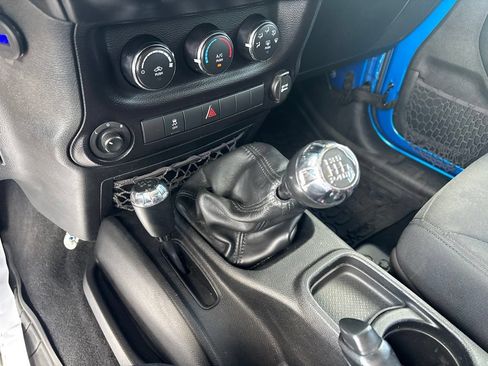 Used 2016 Jeep Wrangler Unlimited Sport w/ Power Convenience Group AWD/4WD image 22