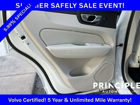 Certified 2025 Volvo XC60 B5 Core AWD/4WD image 32