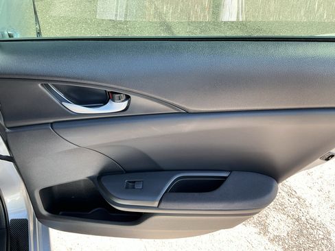 Used 2021 Honda Insight EX image 18