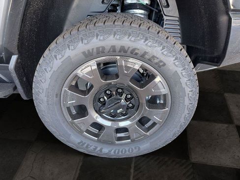New 2026 GMC Hummer EV 3X w/ Carbon Fiber Edition Package AWD/4WD image 10