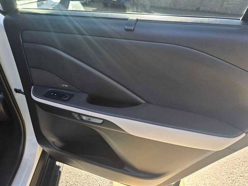 Certified 2025 Lexus TX 500h AWD w/ Technology Package image 13