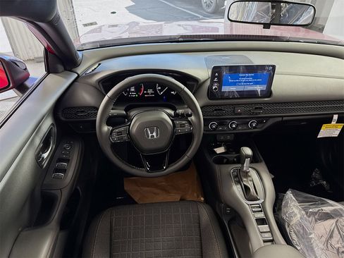 New 2026 Honda HR-V Sport image 12