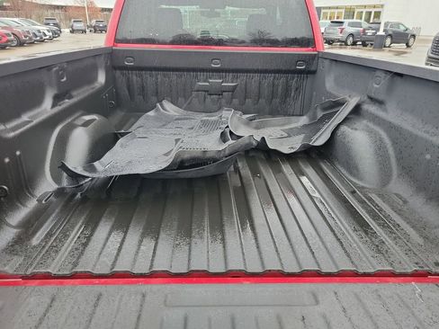 Used 2019 Chevrolet Silverado 1500 LT w/ All Star Edition image 31