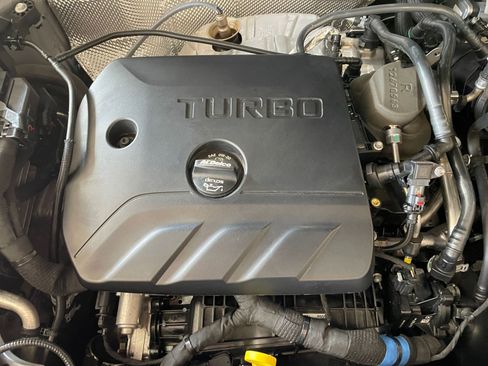 Used 2025 Buick Encore GX Preferred image 30