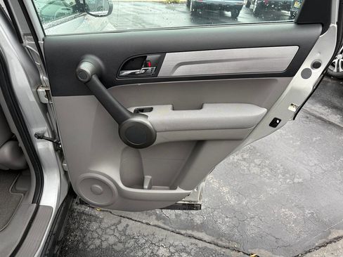 Used 2011 Honda CR-V LX image 63