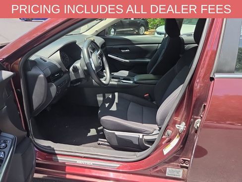 Used 2023 Nissan Sentra SV w/ All-Weather Package FWD image 5