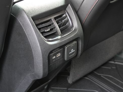 Used 2020 Chevrolet Blazer RS FWD image 21