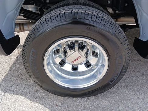 Used 2026 GMC Sierra 3500 SLT w/ SLT Premium Package AWD/4WD image 67