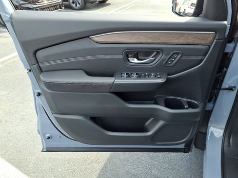 New 2026 Honda Pilot Elite image 13