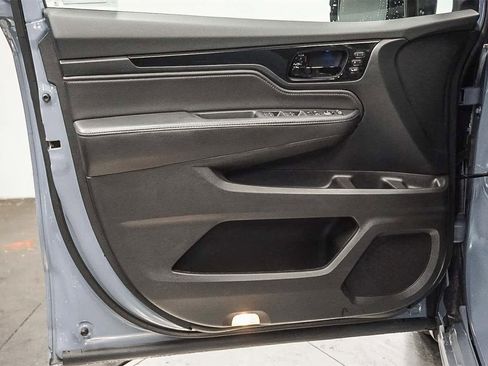 Used 2023 Honda Odyssey Elite image 24