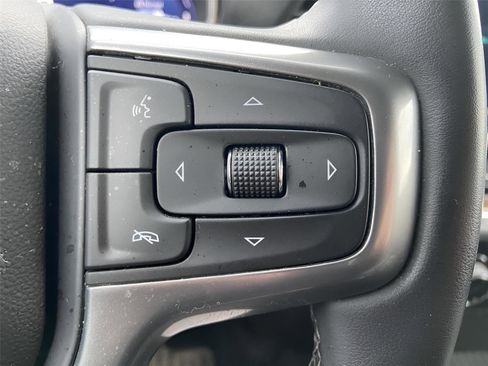 Used 2024 Chevrolet Silverado 1500 LT image 27